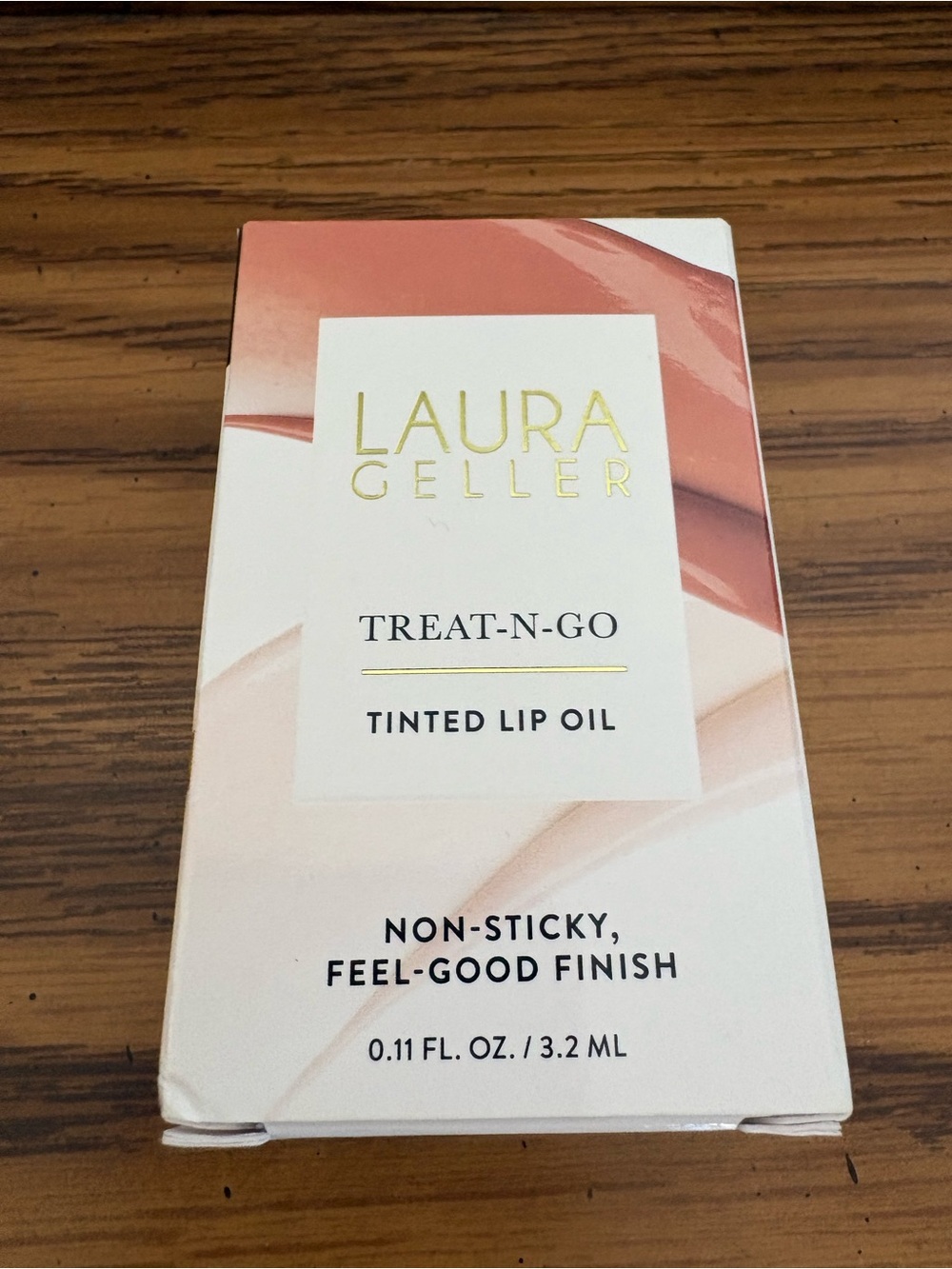 LAURA GELLER TREAT N GO TINTED LIP OILS .. LOT OF 1